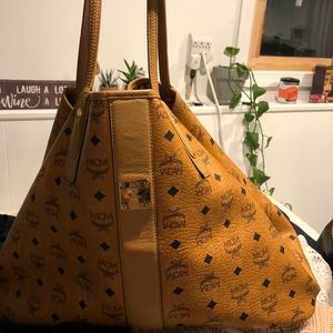 MCM KARGE TOTE